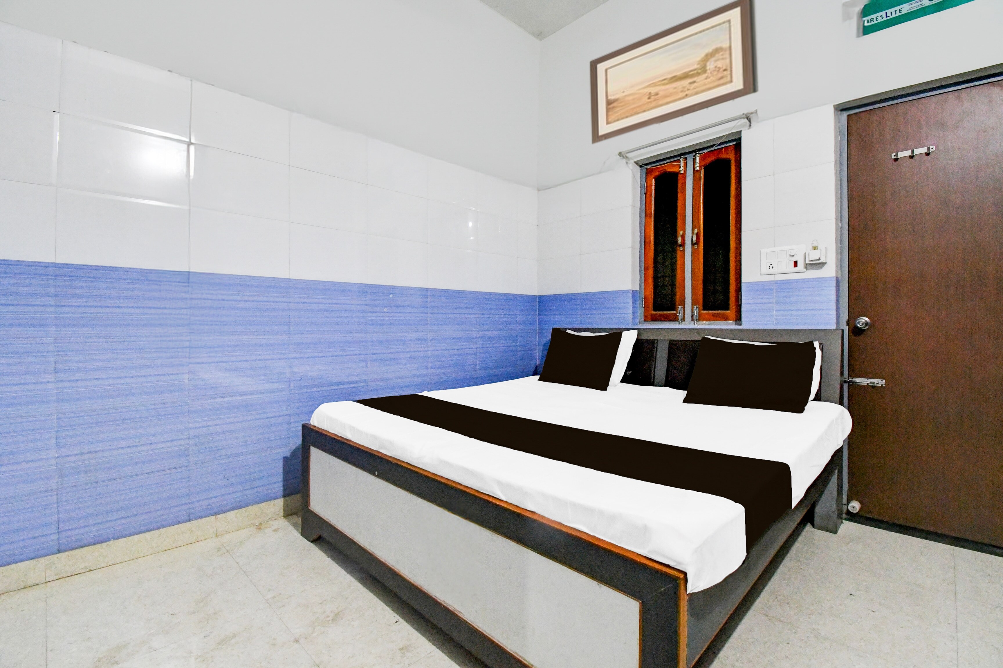 Super Hotel O Ashoka Palace - Tap to explore photos