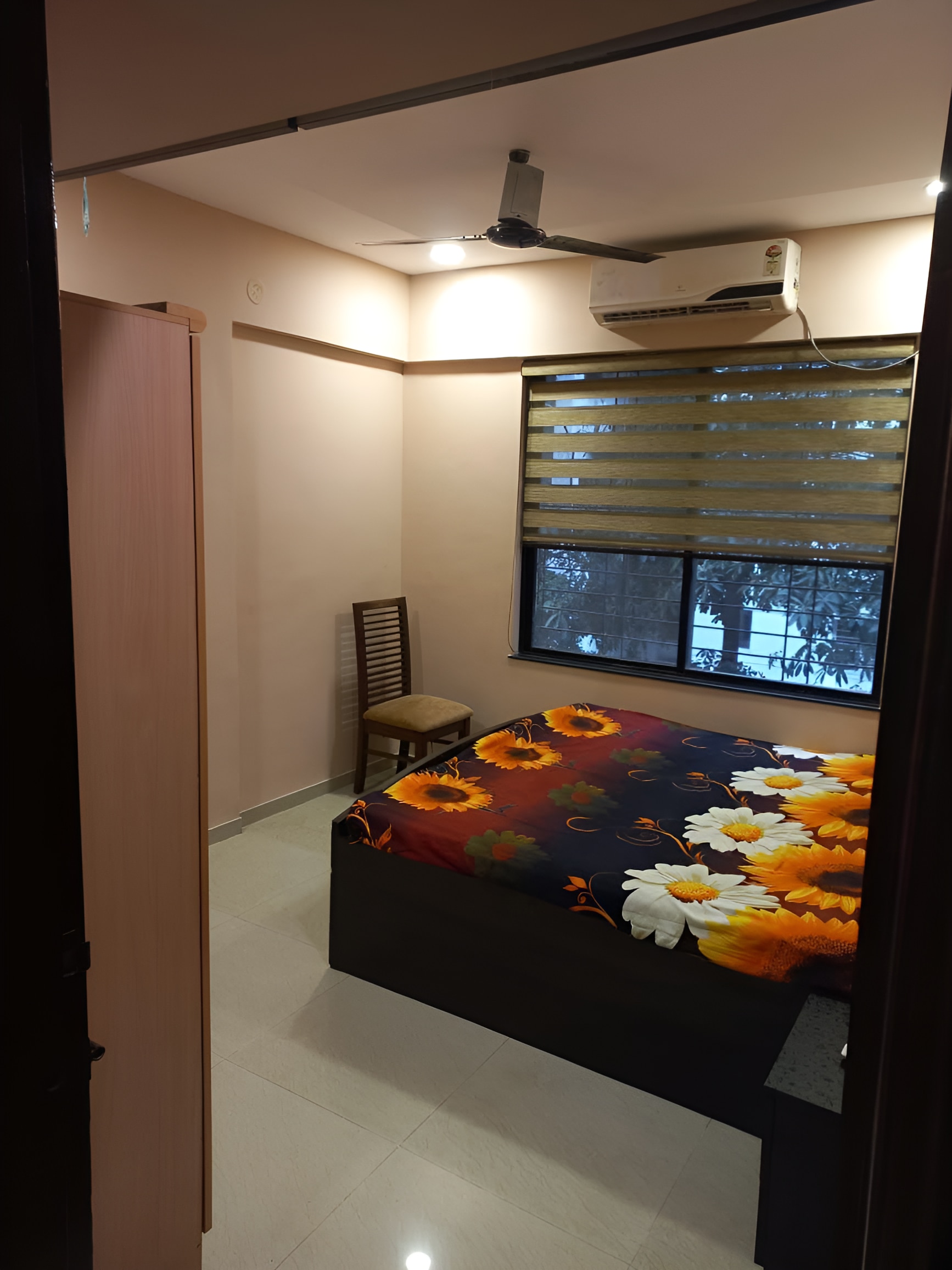 Home away from Home | Cozy 2BHK Apartment - Tap to explore photos