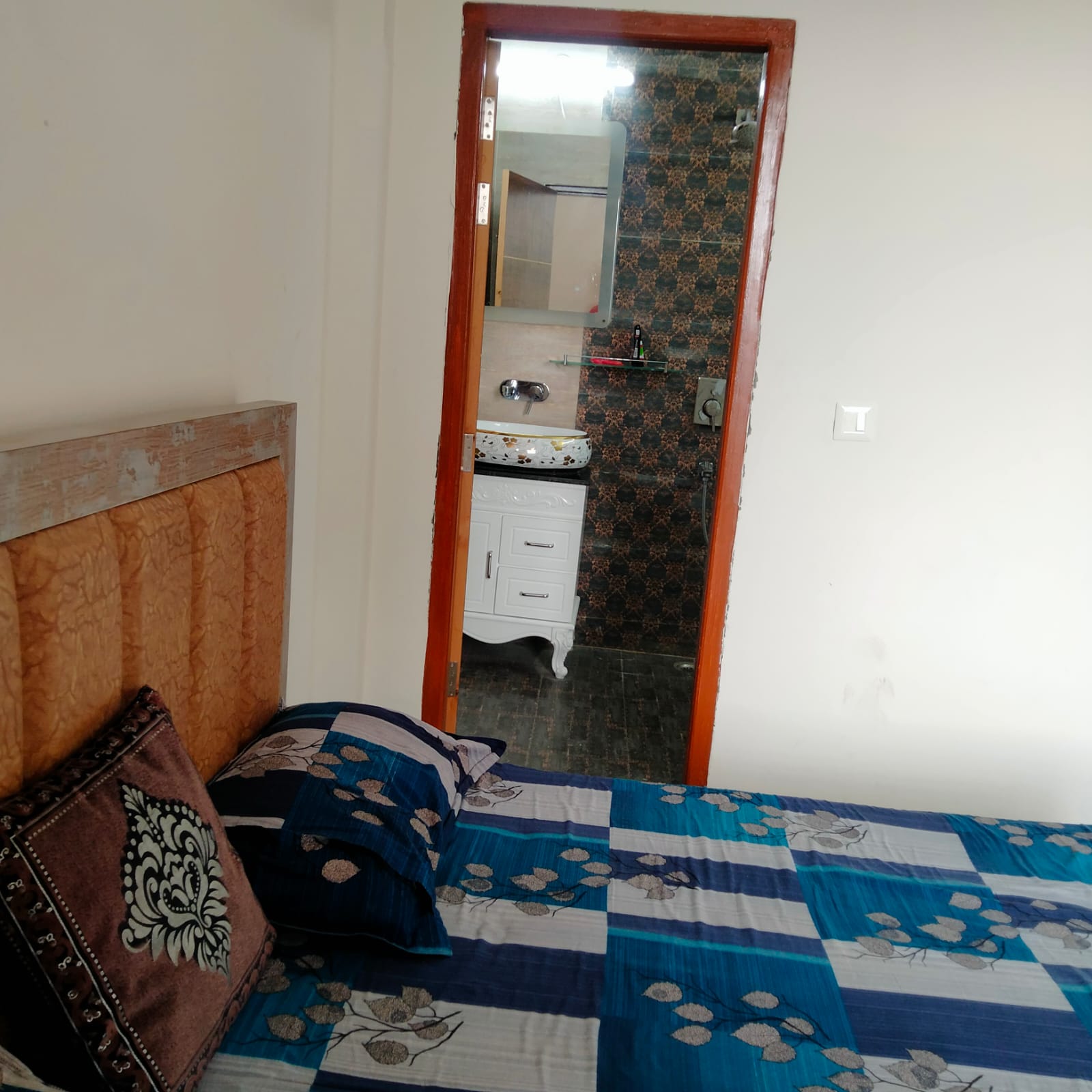 Darshit Wellness Homestay - Tap to explore photos