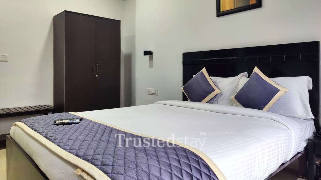 TrustedStay NEWTA1 - Tap to explore photos