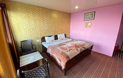 Semi Deluxe Room