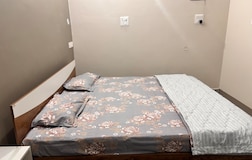 Kedar bedroom 