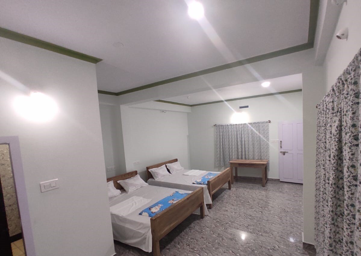 PPH Living Royal Sundaram Homestay - Tap to explore photos