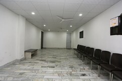 Hotel O Blue Moon, Hisar