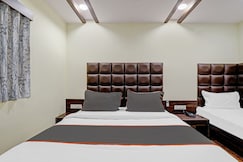 Collection O Laxmi Kuber, Kamrej