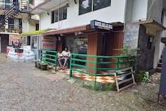 Hotel Relax Max Sariyatal Nainital, Lohaghat
