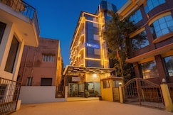 FabHotel Savi Inn - Nr. Mantri Square Mall, Bangalore