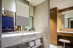 Novotel Suites Ambassador Seoul Yongsan - Seoul Dragon City, Siheung