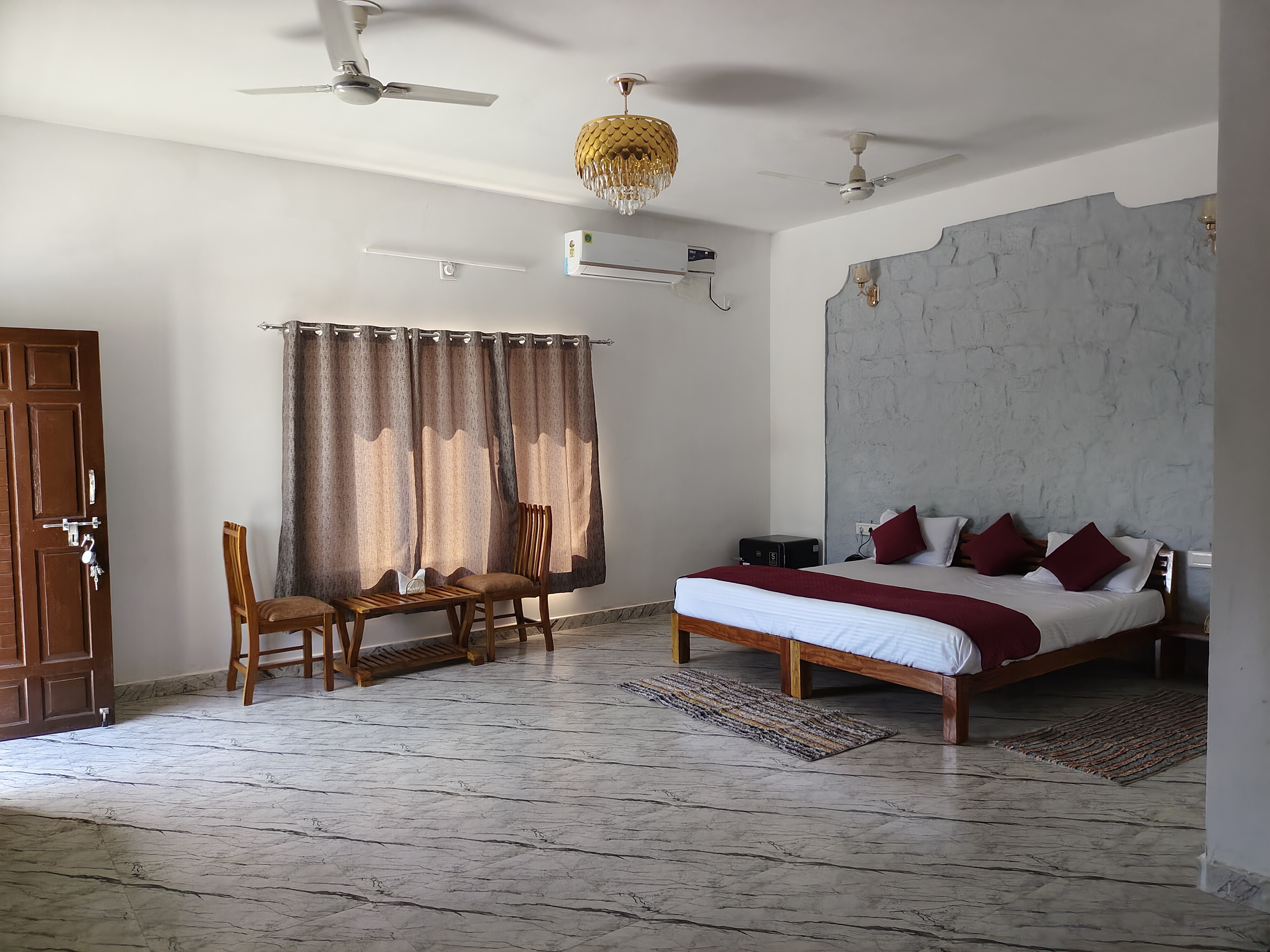 Jawai Wildlife Safari Camp - Tap to explore photos