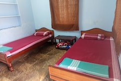 LAKSHMI ROOMS AND HOME STAY, Udumalapet