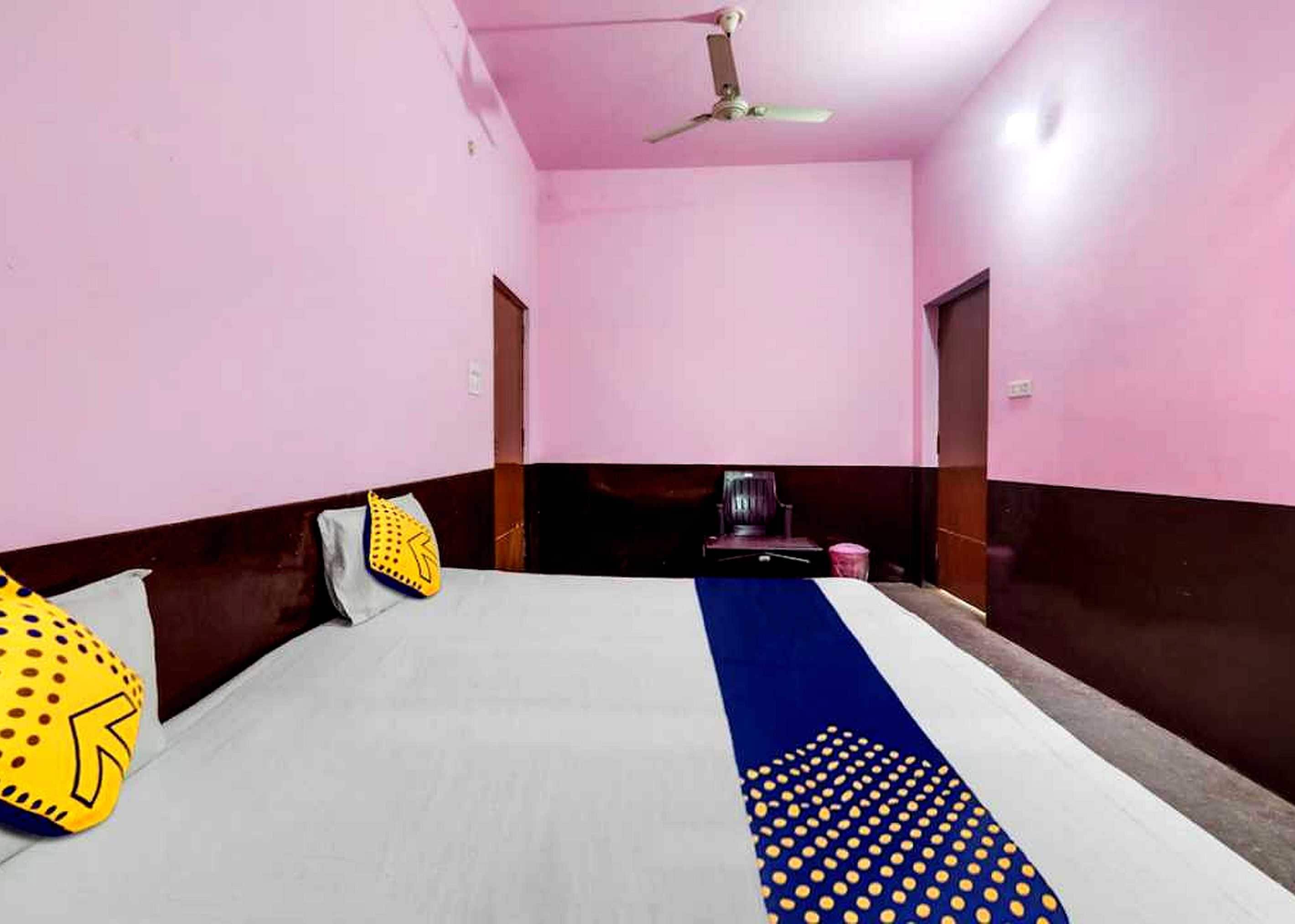 Hotel O Ramnagar Varanarasi - Tap to explore photos