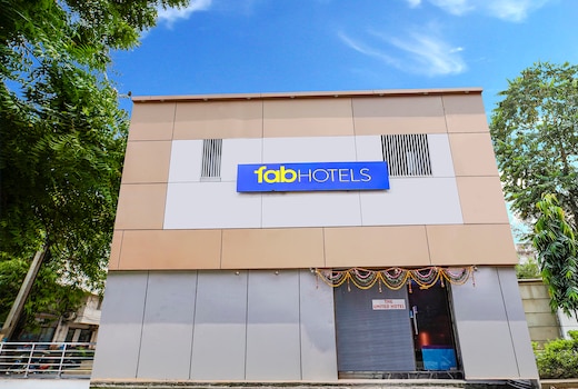FabHotel The United