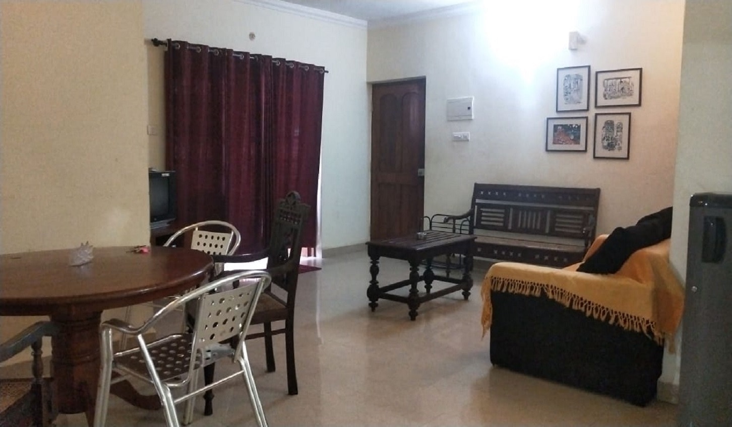 Chillout Stay Service Apartment - Tap to explore photos