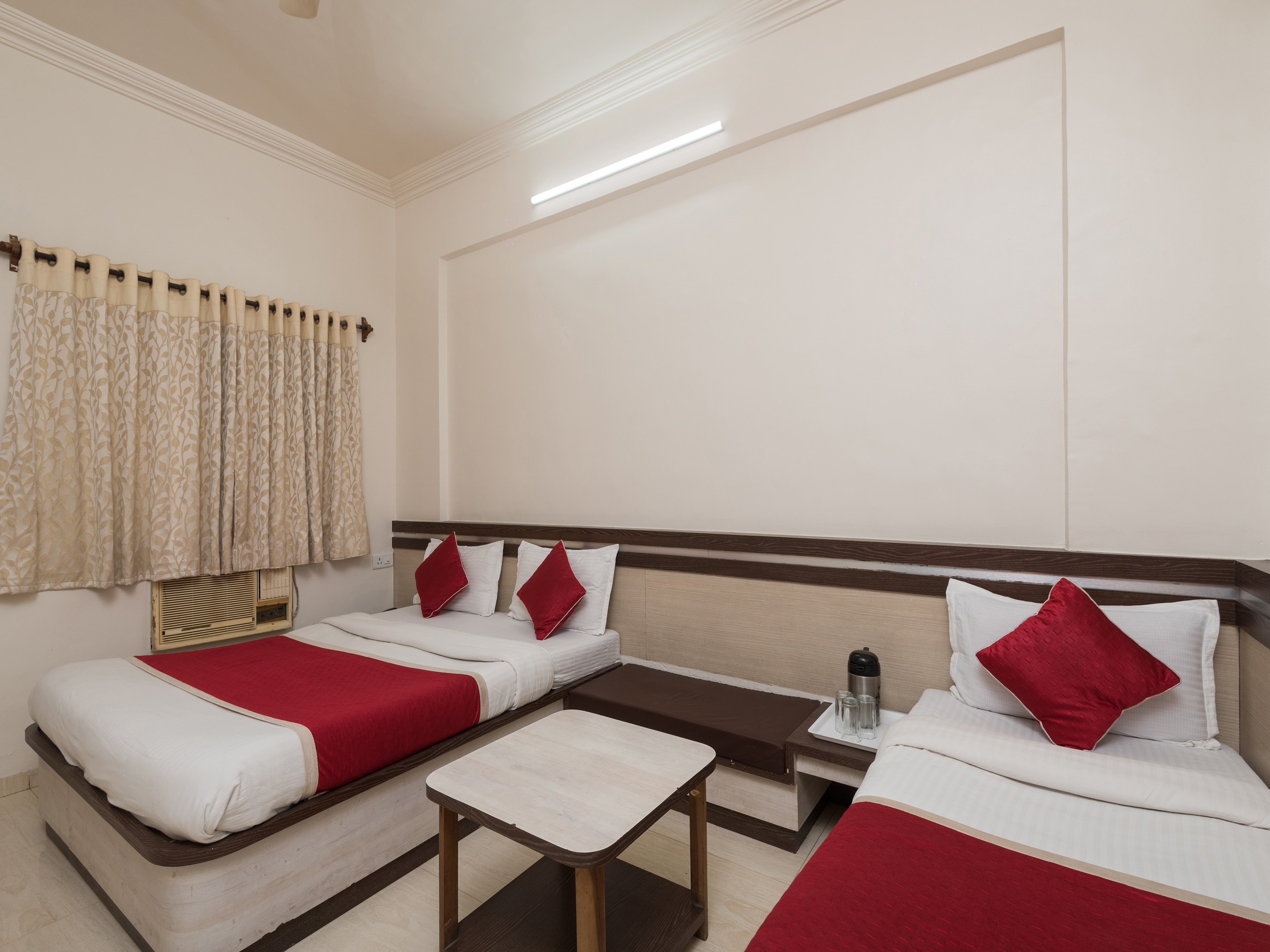 Hotel Saideep Villas - Tap to explore photos