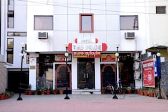 Hotel The Pride, Kota