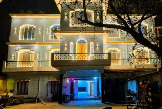 Hotel O by OYO Saraswati Palace