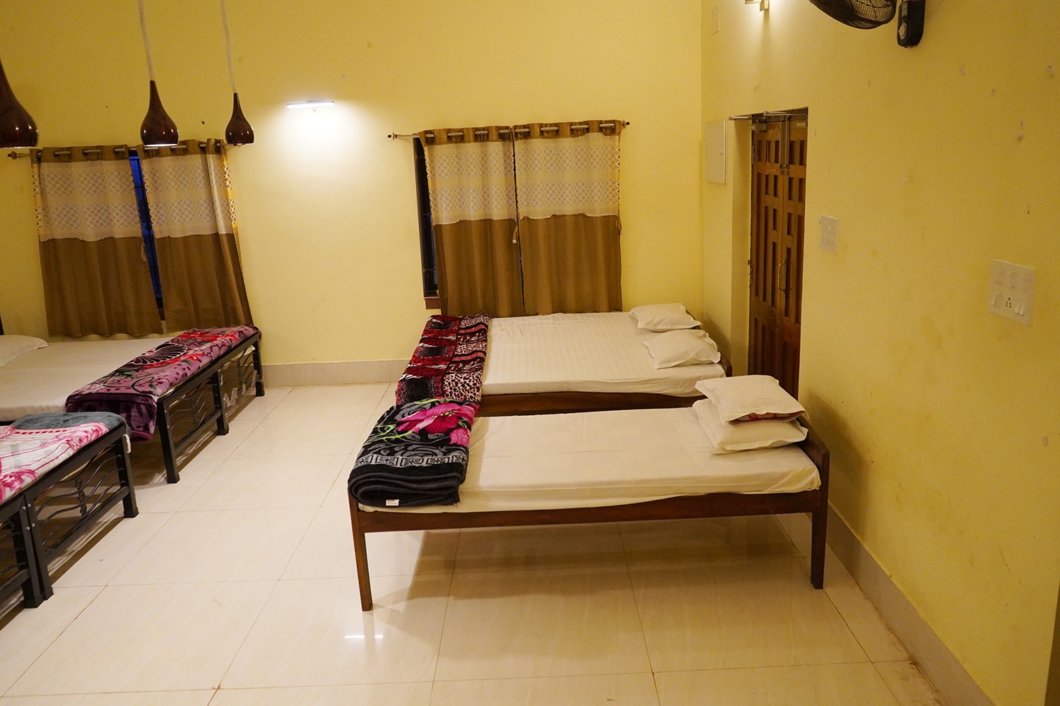 Gangani Resort Home Stay Tourism Picnic Garden - Tap to explore photos