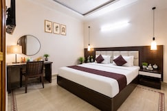 Hotel Warm Welcome Inn Sec 51, Noida