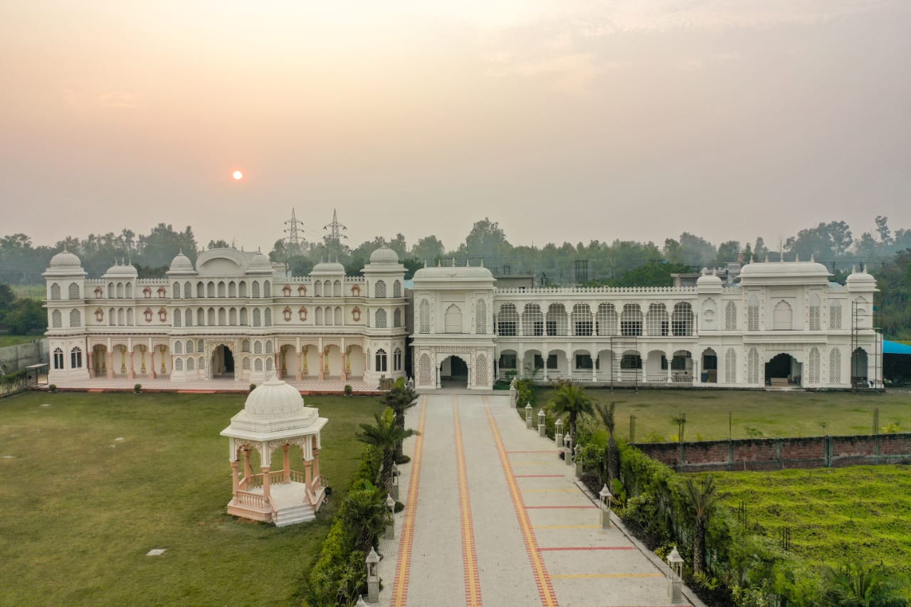 Kairvi Fort Resort - Tap to explore photos