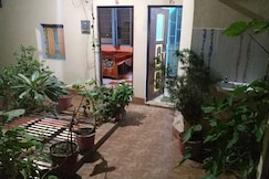 Modern Vision Guest House, Varanasi