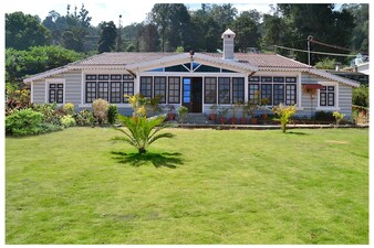 Hillington Cottage