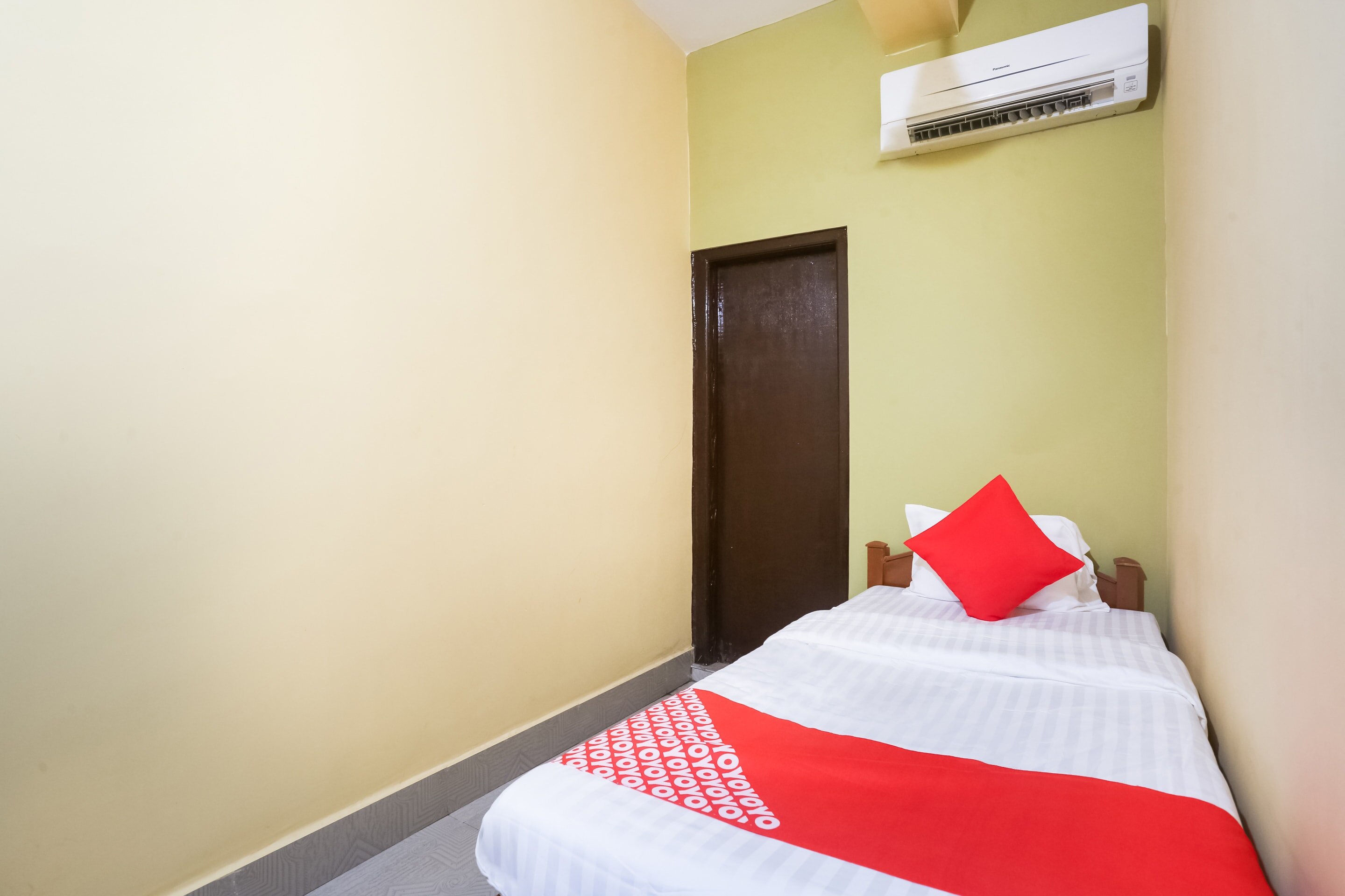 Super Hotel O swayamsiddha continental - Tap to explore photos