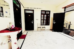 Ramaya Inn | Premium Stay on RAMPATH, Ayodhya