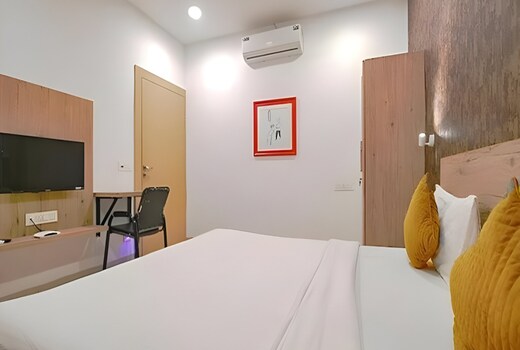 Stay Retreat At Hotel Destiny Indore Near Railway Station