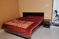 Abhishek chand guest house, Ayodhya