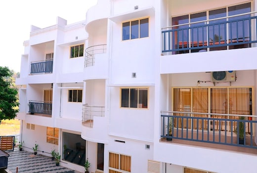 Hisham Residency | Rooms in an Apartment