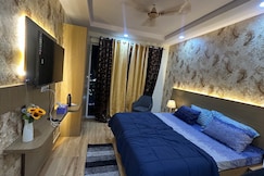 Luxurious kaveri, Greater Noida