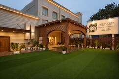 Hotel Luxe Opera, Delhi