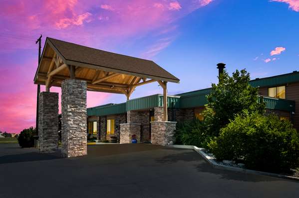Best Western Bemidji - Tap to explore photos