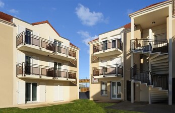 Residhome Roissy Village Paris
