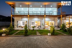 StayVista at Room 4@The Grand Ten-Cottages, Karjat