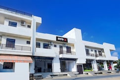 Hotel O BikanerWala, Mauzamabad