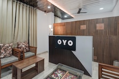 Hotel O THE GOMTI GLITZ, Lucknow