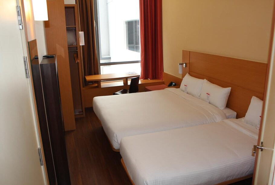 Ibis Singapore Novena Singapore Hotel Price Address Reviews Ibis Singapore Novena Singapore Hotel Price Address Reviews