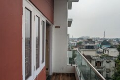 Cozy 2BHK Near BHU Ananya Darshan Flat 402, Varanasi