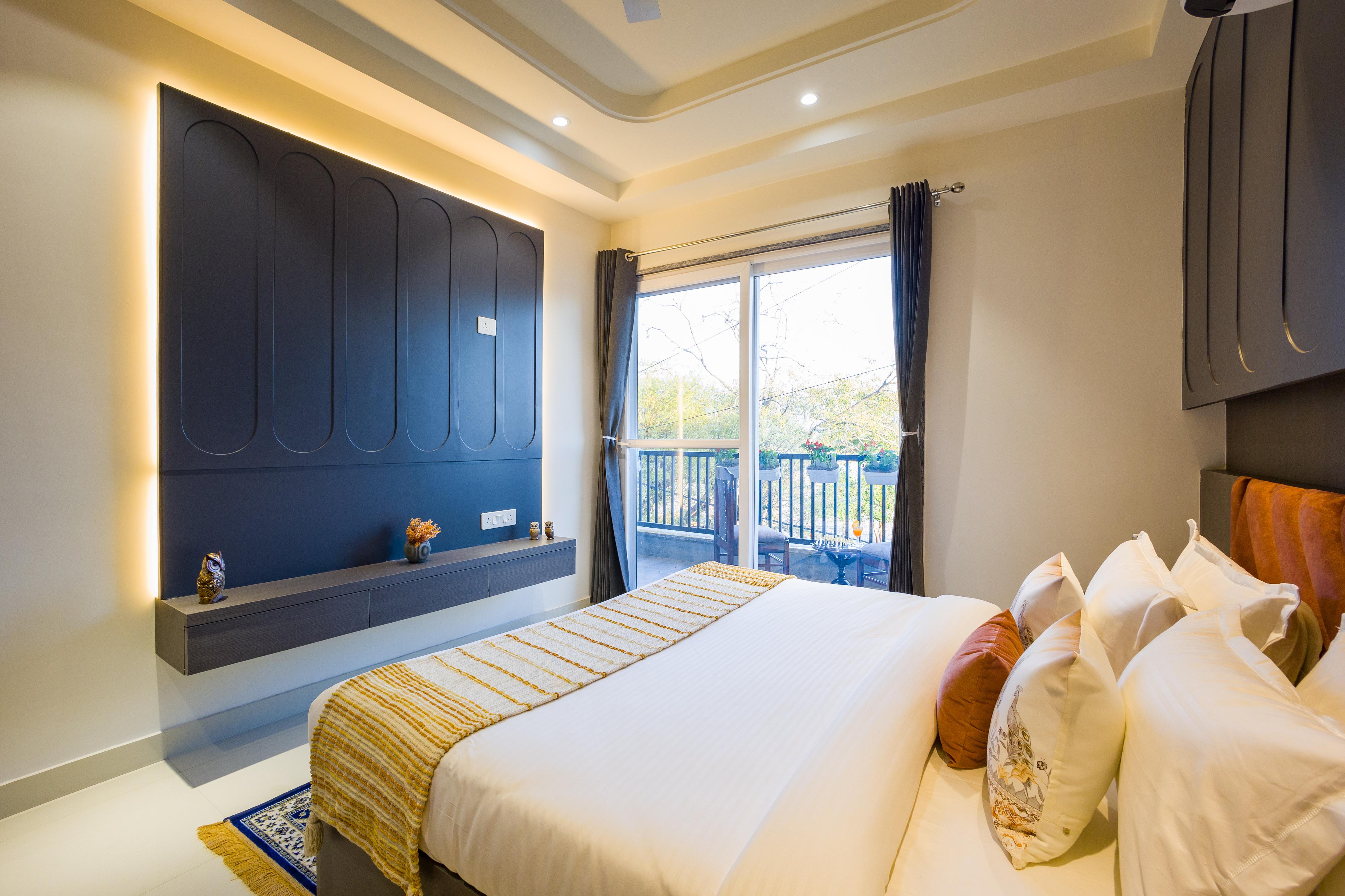 Alaya Stays BYDM Little Paradise 2-BHK Apartment Near Triveni Ghat With Balcony, Lift & Scenic Views - Tap to explore photos