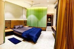 THE ELITE 2BHK RETREAT | by RAJMUDRA STAYS KOLHAPUR, Kolhapur