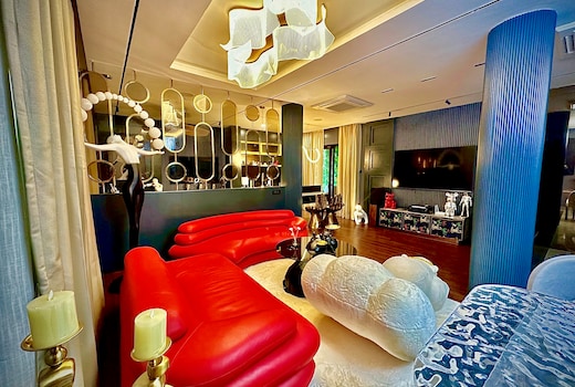 Fashion BnB - Luxury In The Lap of Nature