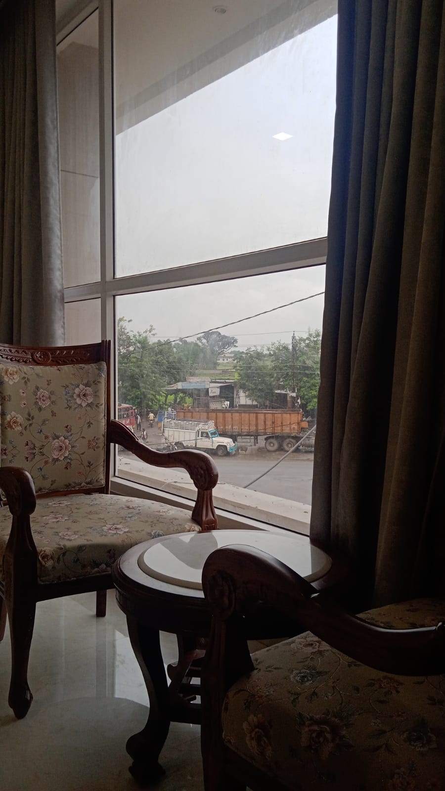 Hotel Keshav Plaza - Tap to explore photos