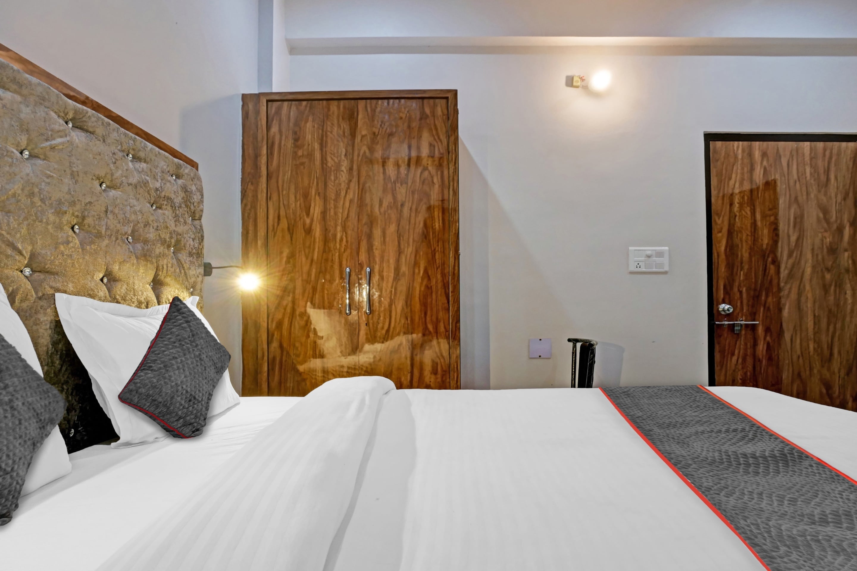 Super Townhouse Navneeta Grand - Tap to explore photos
