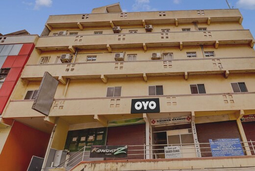 Hotel O Royal Inn