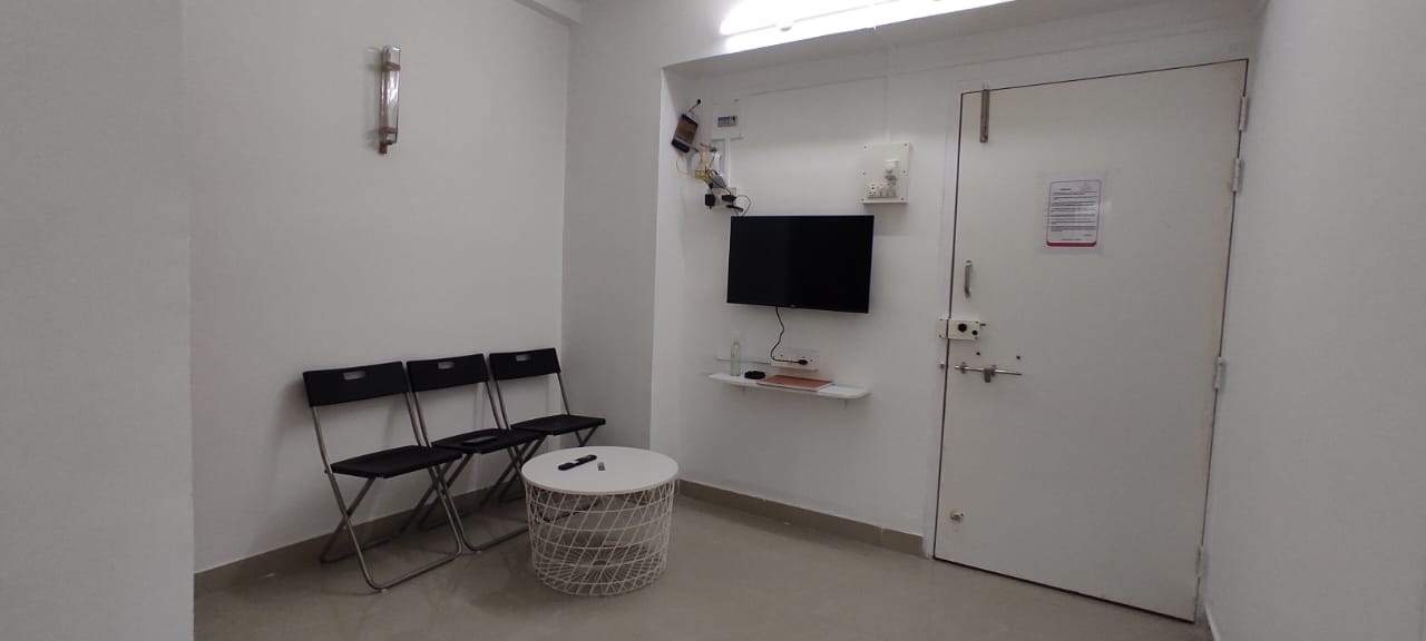 1BR Service Apartment In Lower Parel - Tap to explore photos