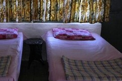 Hotel Kartik, Bina