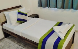 Room 1 (Common Washroom)