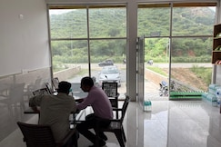 Hotel Gaurav and Restaurant, Narnaul