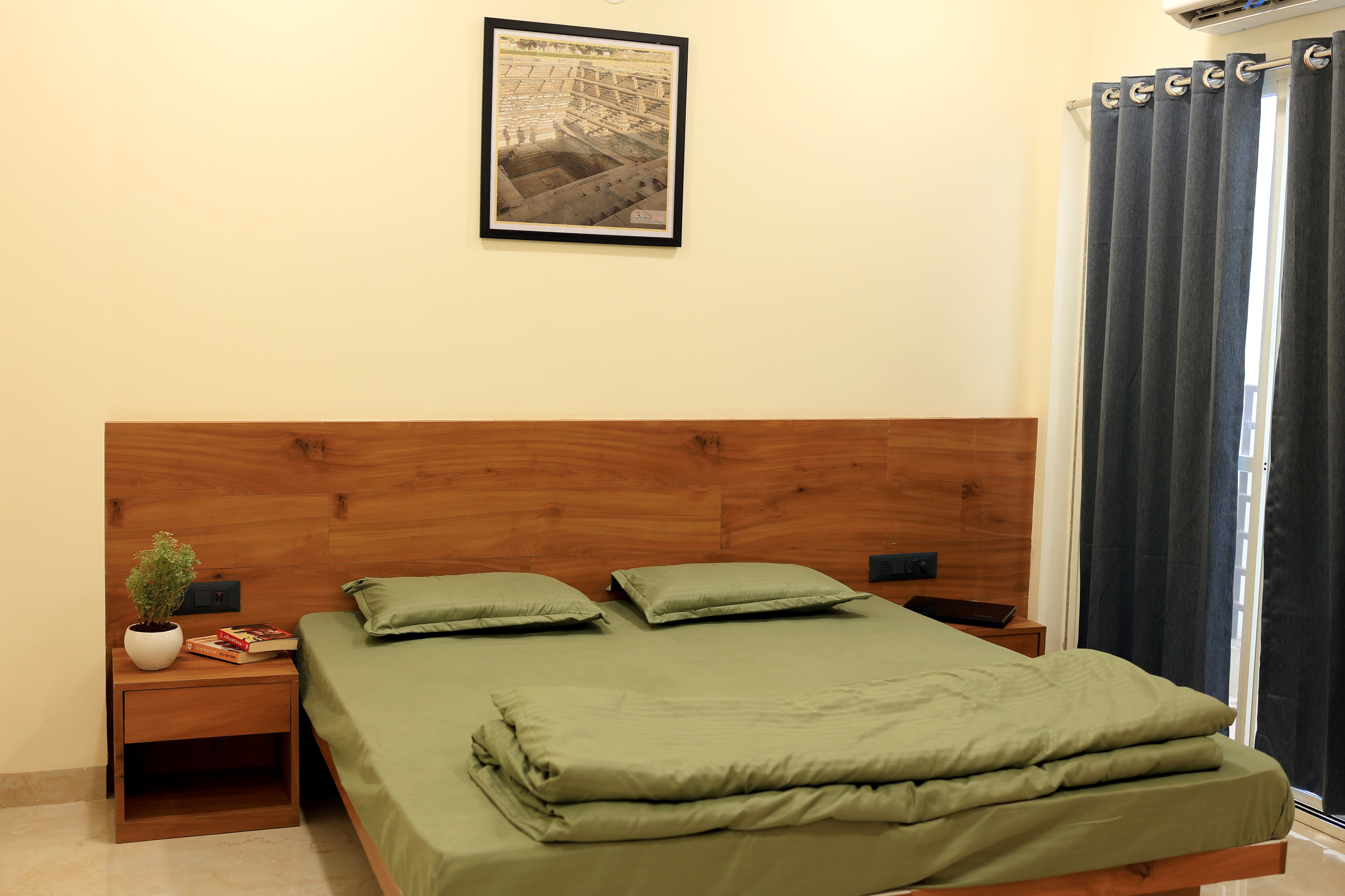 Shakunshree Studio Apartment - Tap to explore photos